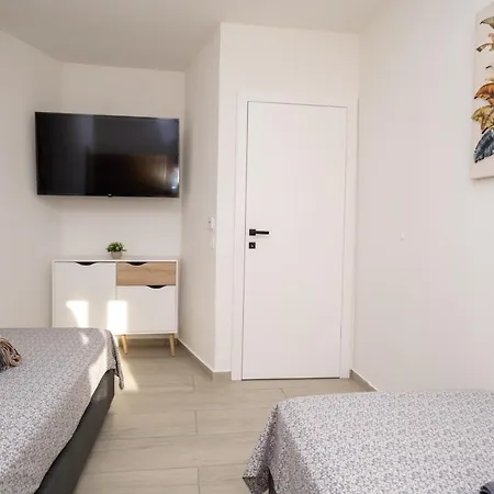 88 - Private Heated Pool Apartmán *